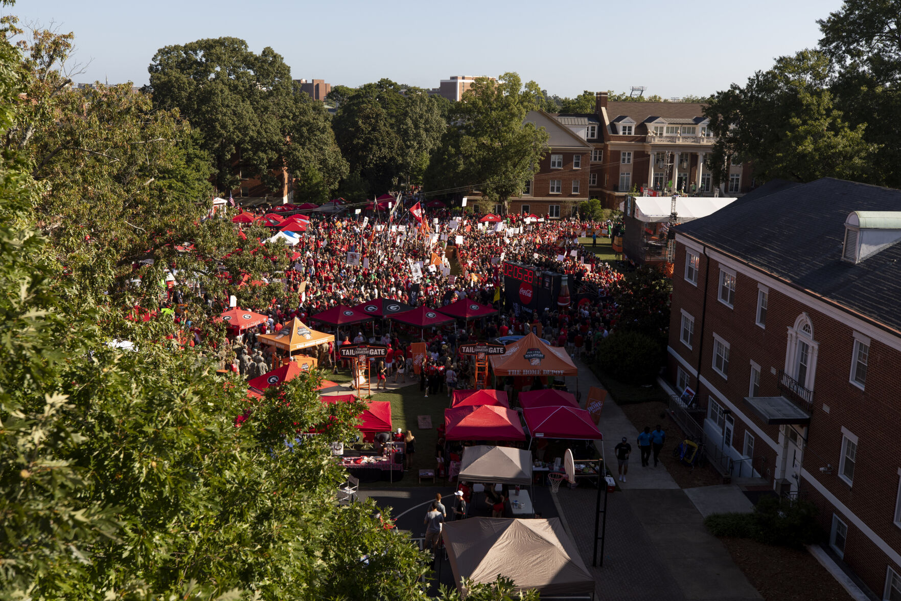 University of Georgia tailgating (good version)